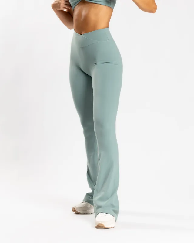 PURELUXE Flare Legging : LONG sold by P'tula