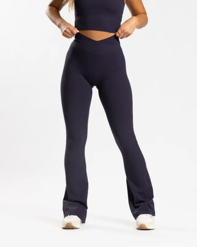 PURELUXE Flare Legging : REGULAR sold by P'tula
