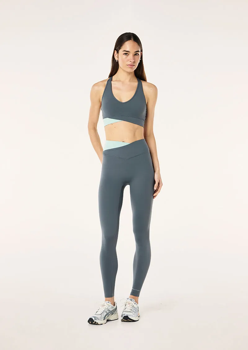 WANDER FULL LENGTH LEGGING IN THUNDER & DUSTY MINT sold by P.E Nation