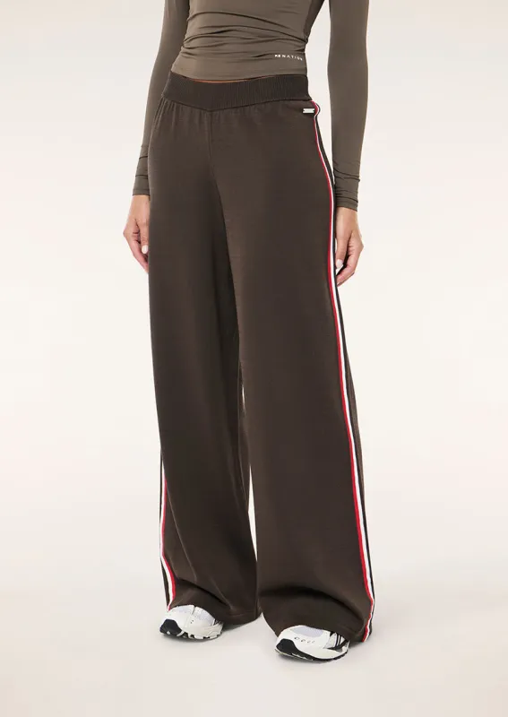 RETREAT KNIT PANT IN MAJOR BROWN made by P.E Nation