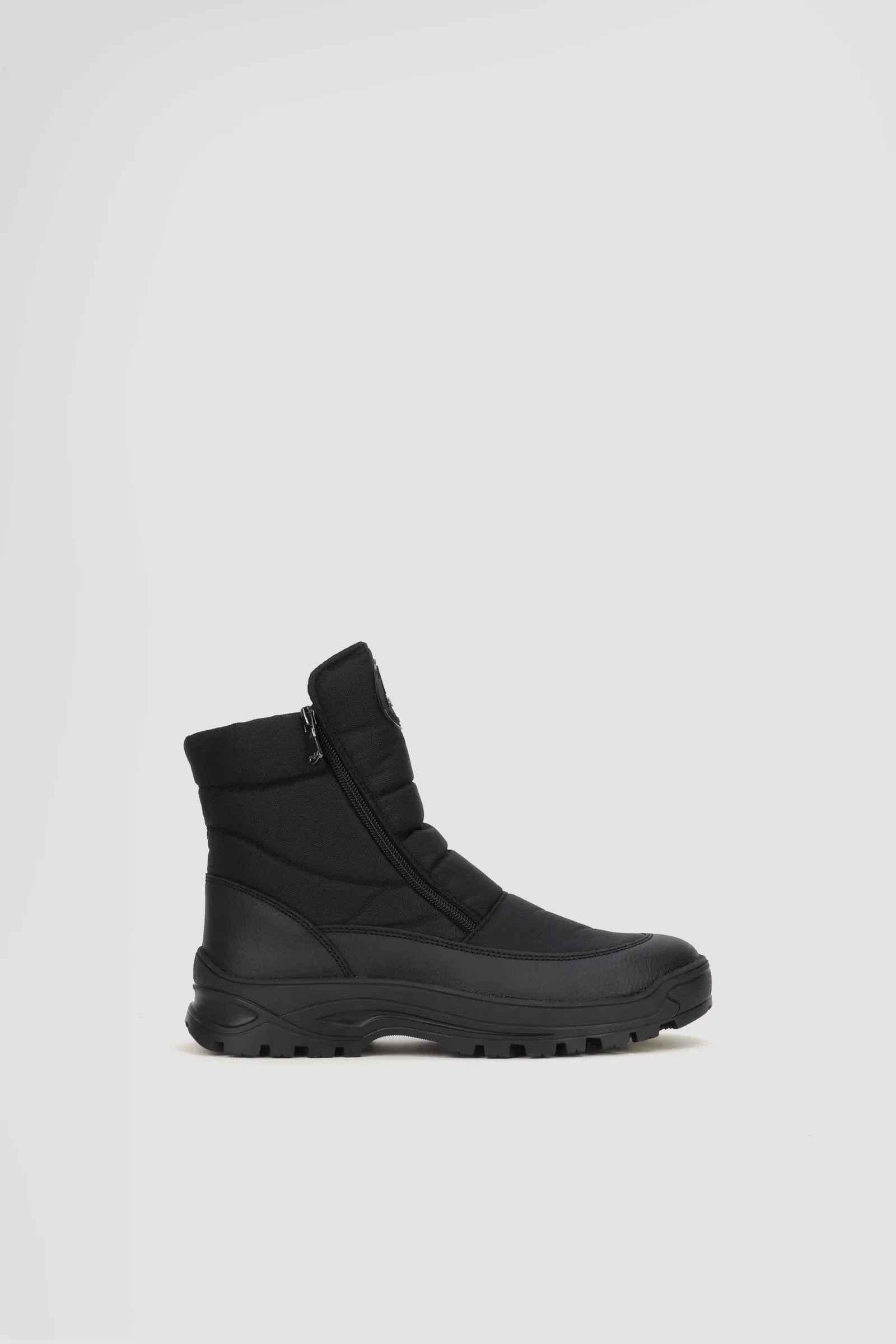 Racer Men's Zip Boot w/Ice Gripper sold by Pajar