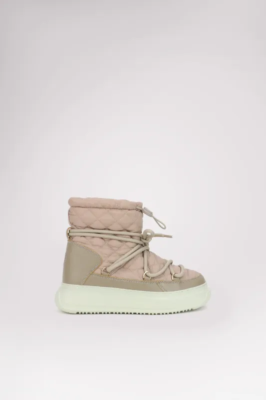 Gravita Women's Pull On Boot sold by Pajar