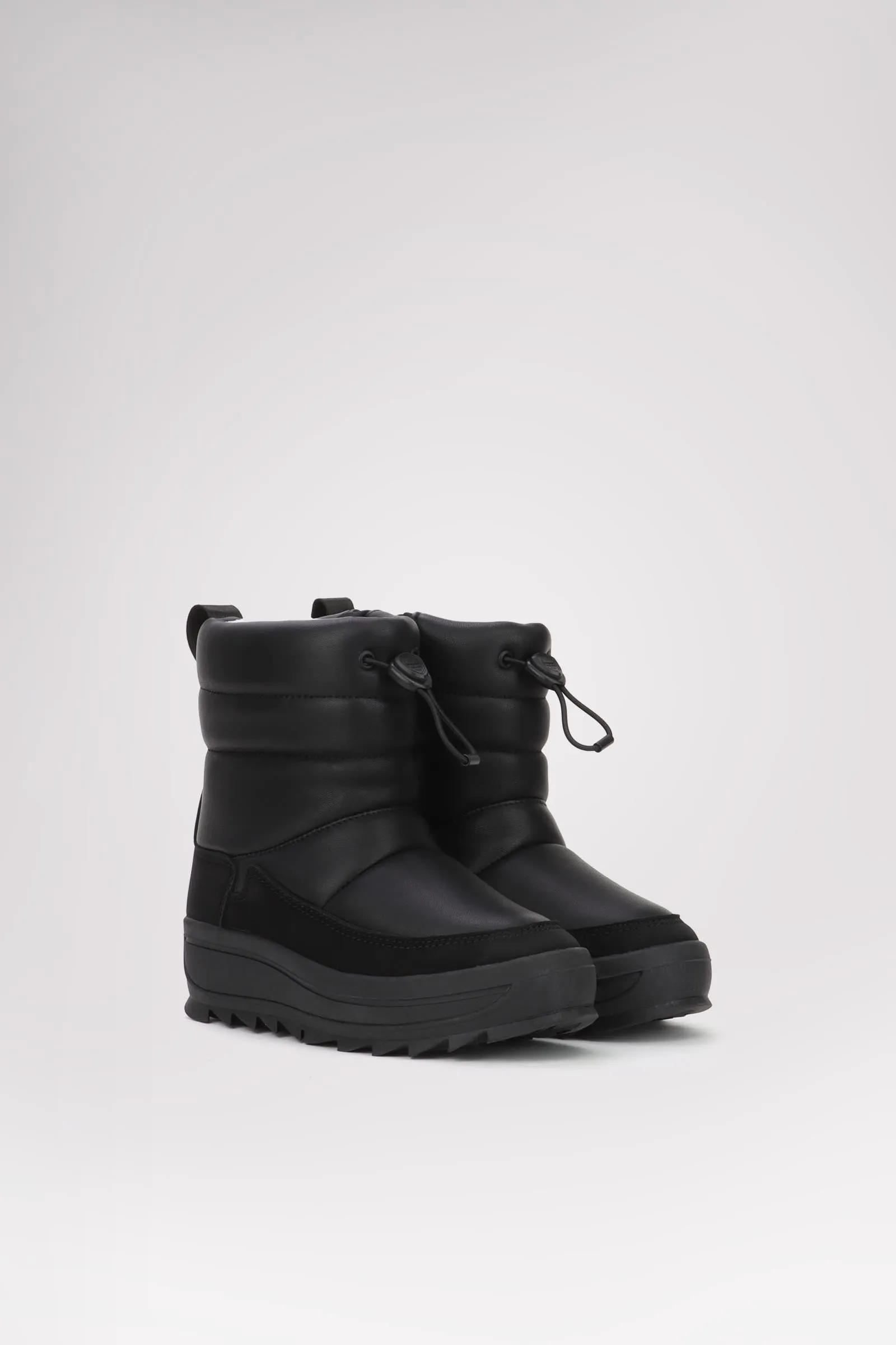 Gepelle Leather Women's Pull On Boot w/inside zip sold by Pajar product image thumbnail 2