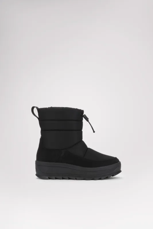 Gepelle Women's Pull On Boot w/inside zip sold by Pajar