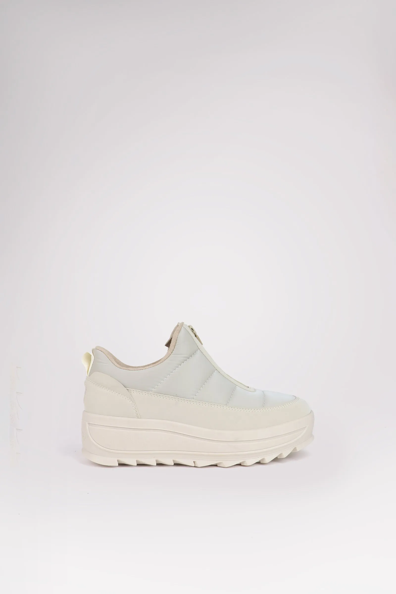 Gala Mini Veltec Women's Front Zip Boot sold by Pajar