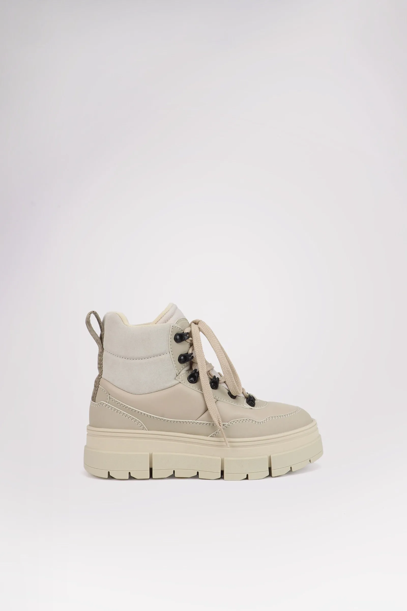 Harper Mid Mlea Women's Boot w/Ice Grippers sold by Pajar