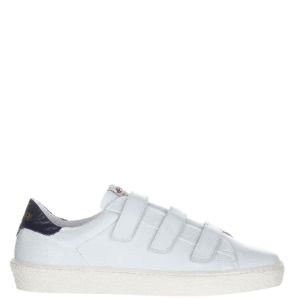 Barro Men's Sneaker sold by Pajar