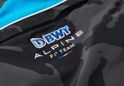 PALACE KAPPA FOR ALPINE TRACKSUIT PANT NIGHT DESERT CAMO sold by PALACE