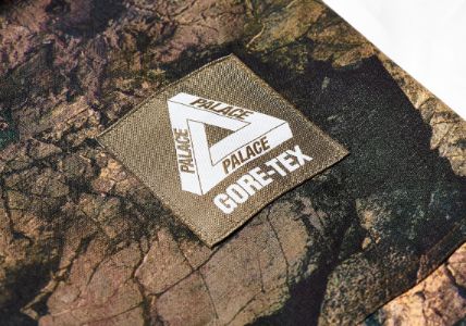 GORE-TEX COTTON RS JACKET ROCKSCAPE sold by PALACE