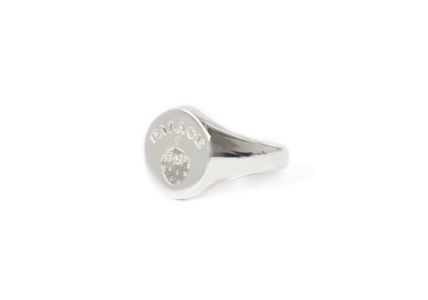 STRAWBERRY SIGNET RING SILVER sold by PALACE