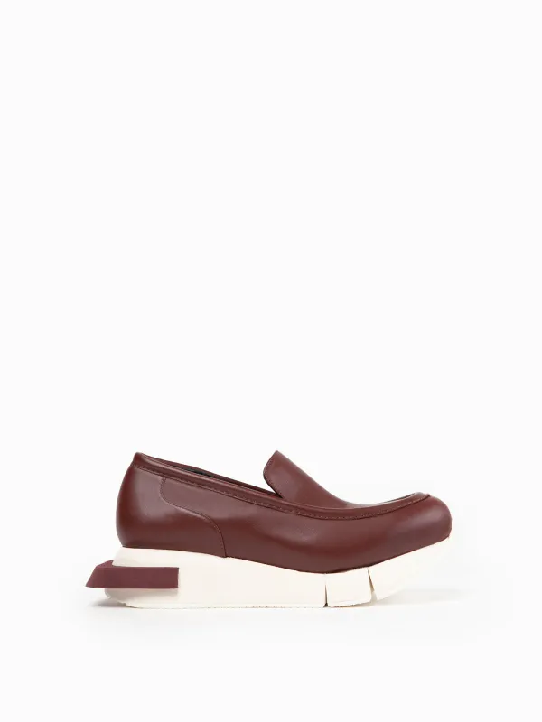 COLUMBA | IRIS BURGUNDY sold by Paloma Barcelo