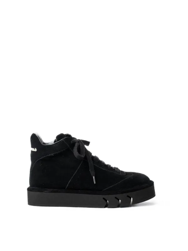 ALBA SUEDE BLACK sold by Paloma Barcelo