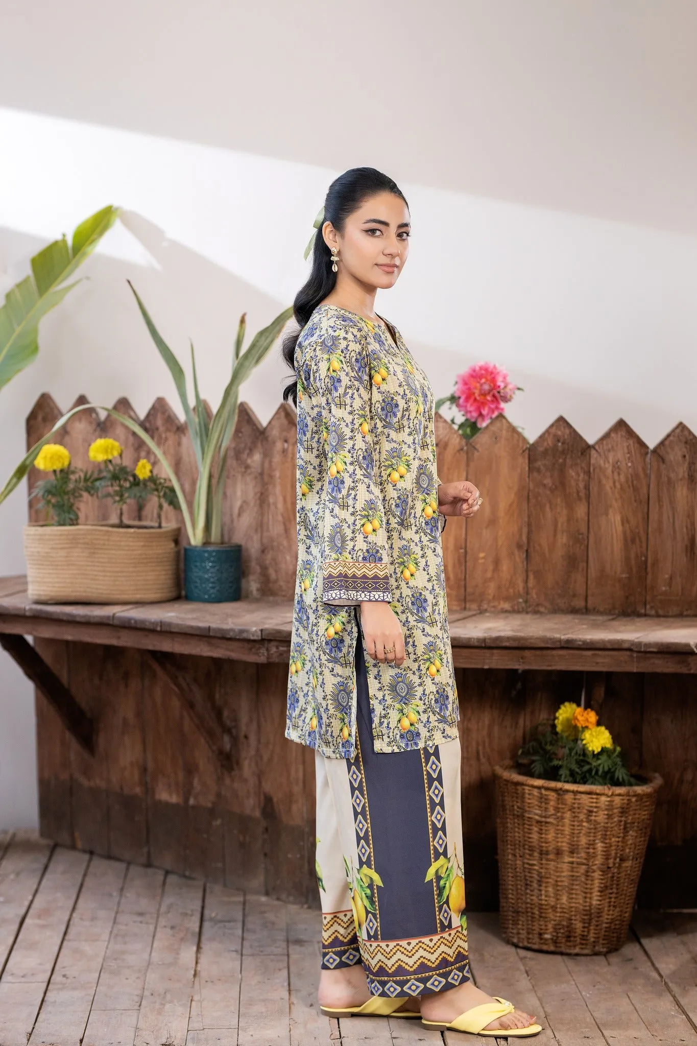 Lemon sold by Panache product image thumbnail 3