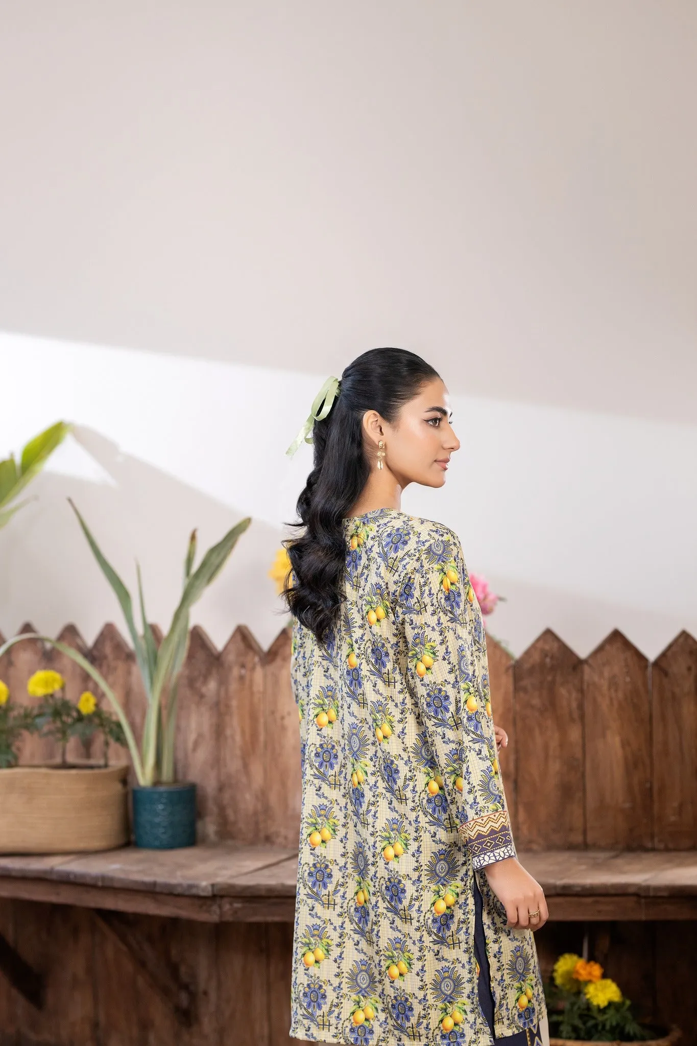 Lemon sold by Panache product image thumbnail 4