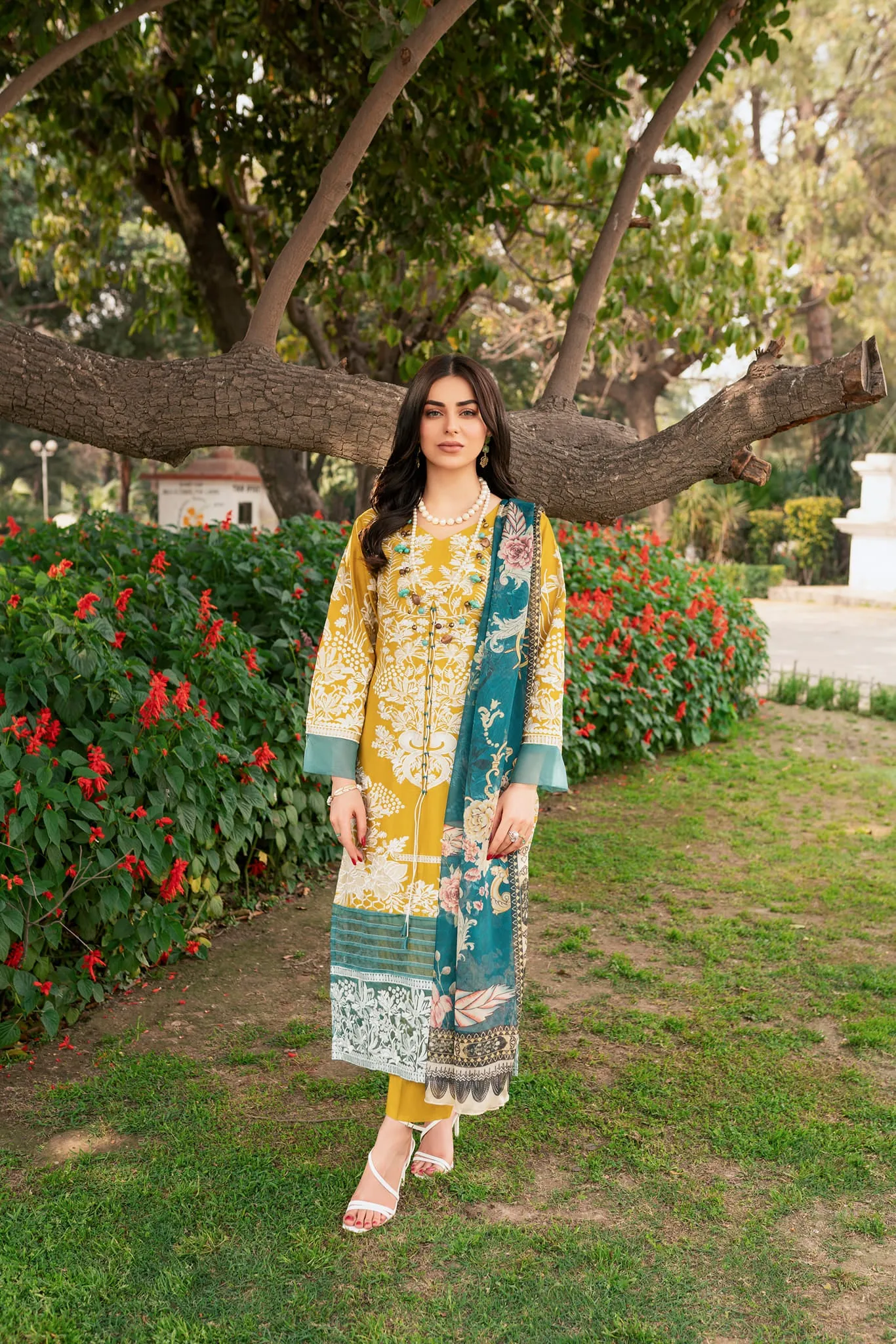 Florid Haven sold by Panache product image thumbnail 4