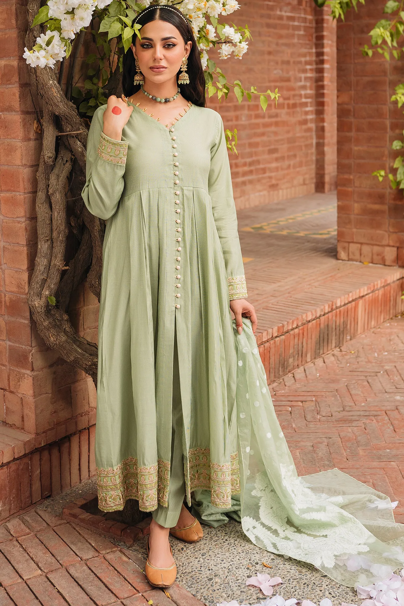 Surmayi sold by Panache product image thumbnail 2