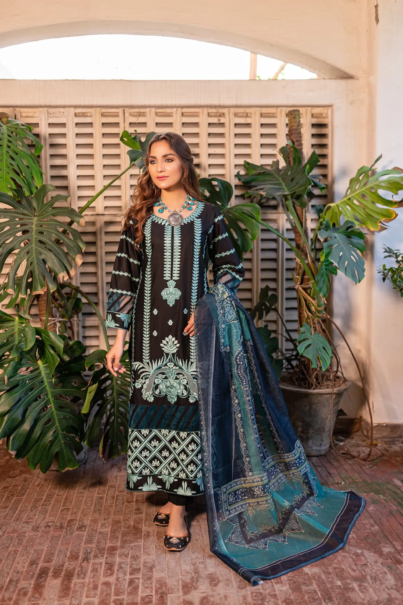 Arezou sold by Panache product image thumbnail 4