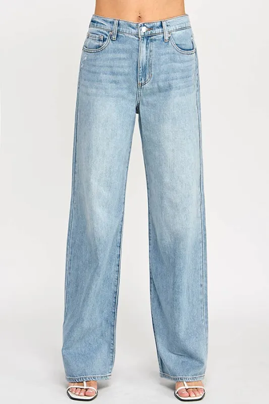 Cierra jeans made by Sneak Peek