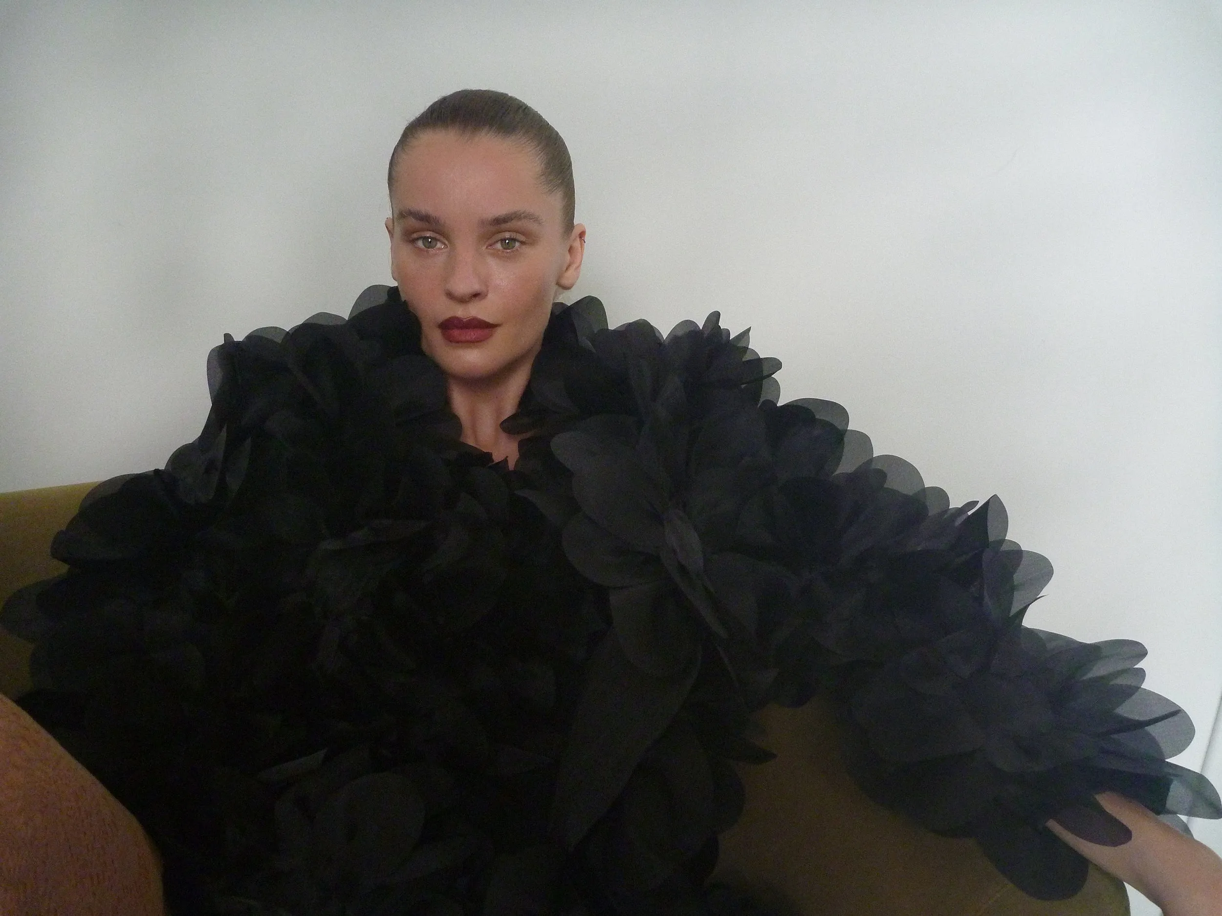 Пальто Peony Flower Fur чорне sold by PASKAL