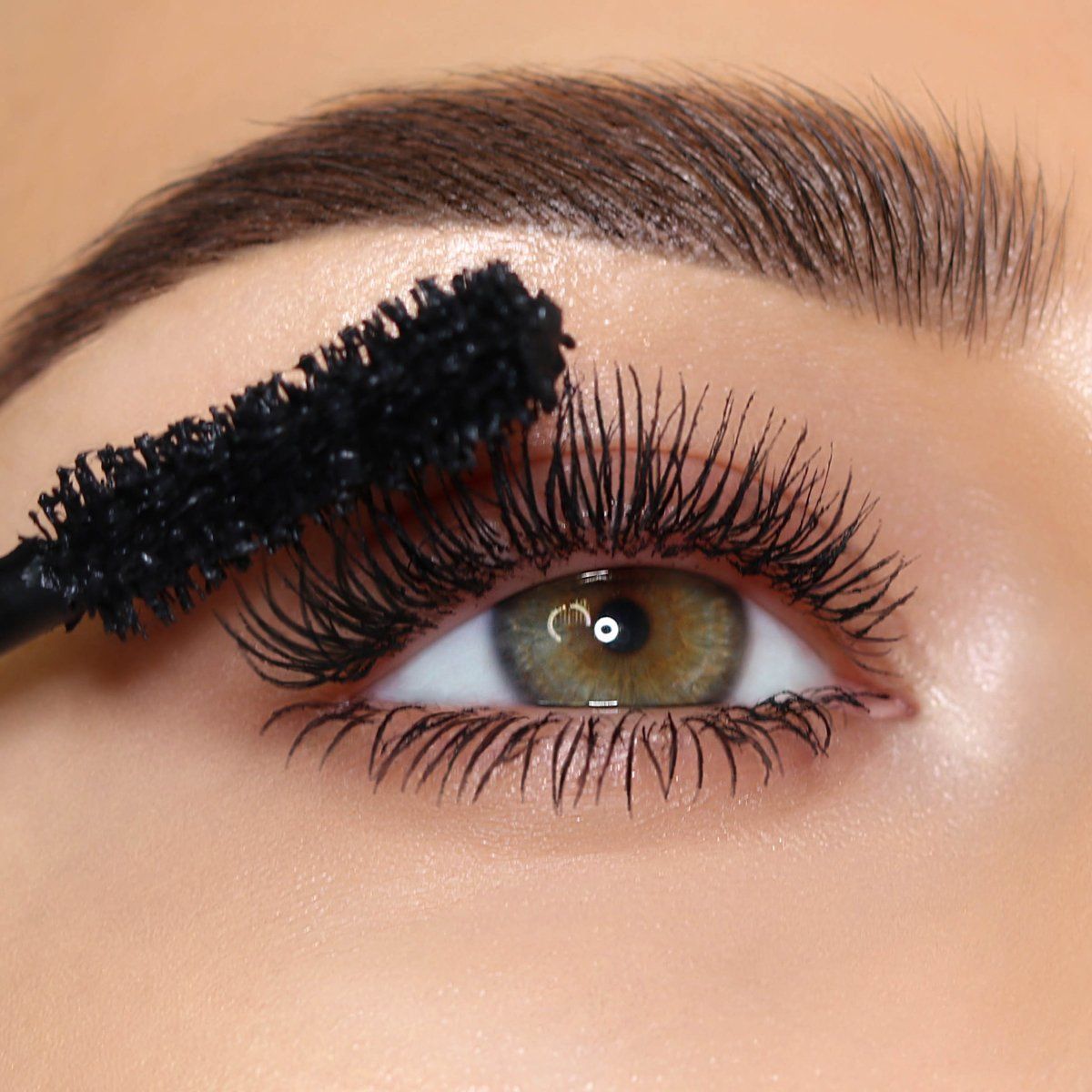 DARK STAR Mascara sold by Pat McGrath product image thumbnail 4