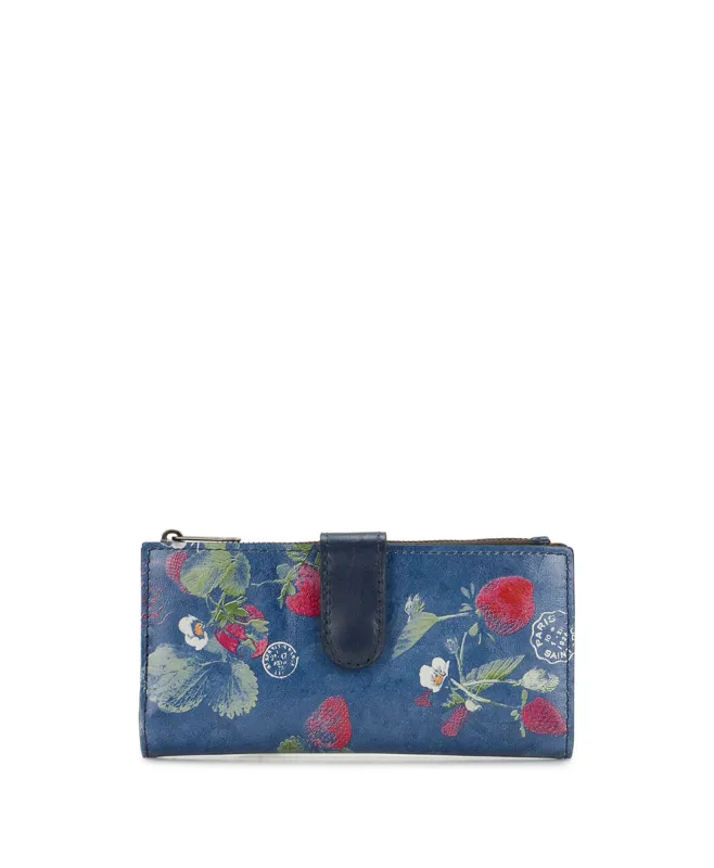 Nazari Wallet - Parisian Strawberry made by Patricia Nash