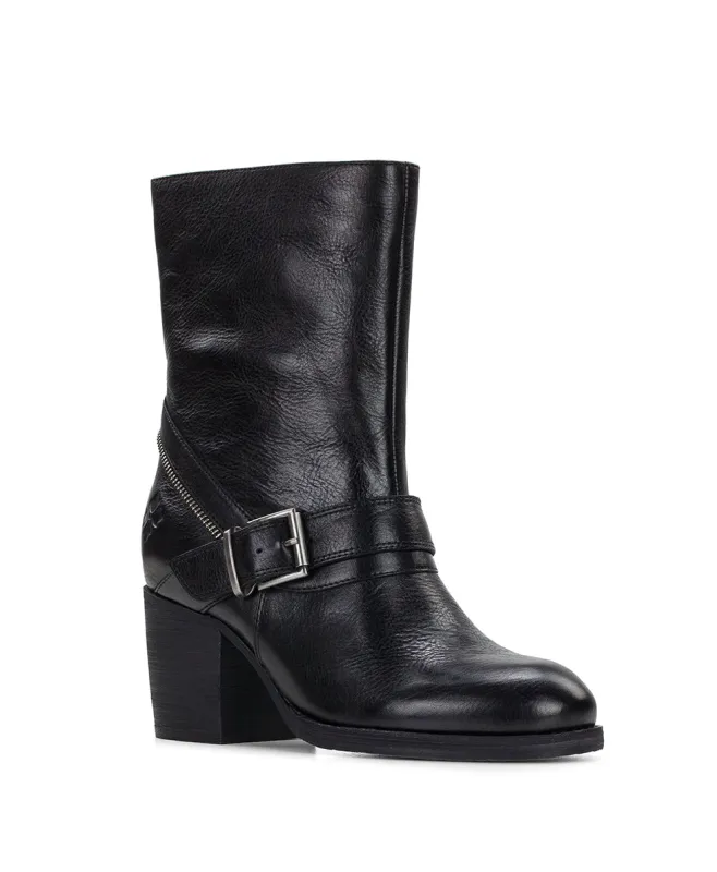 Lombardy Boot | Black made by Patricia Nash