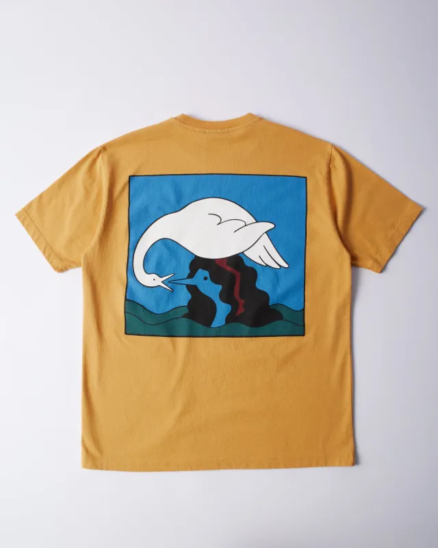 byParra Swan To The face T-shirt (Ocher) made by Patta