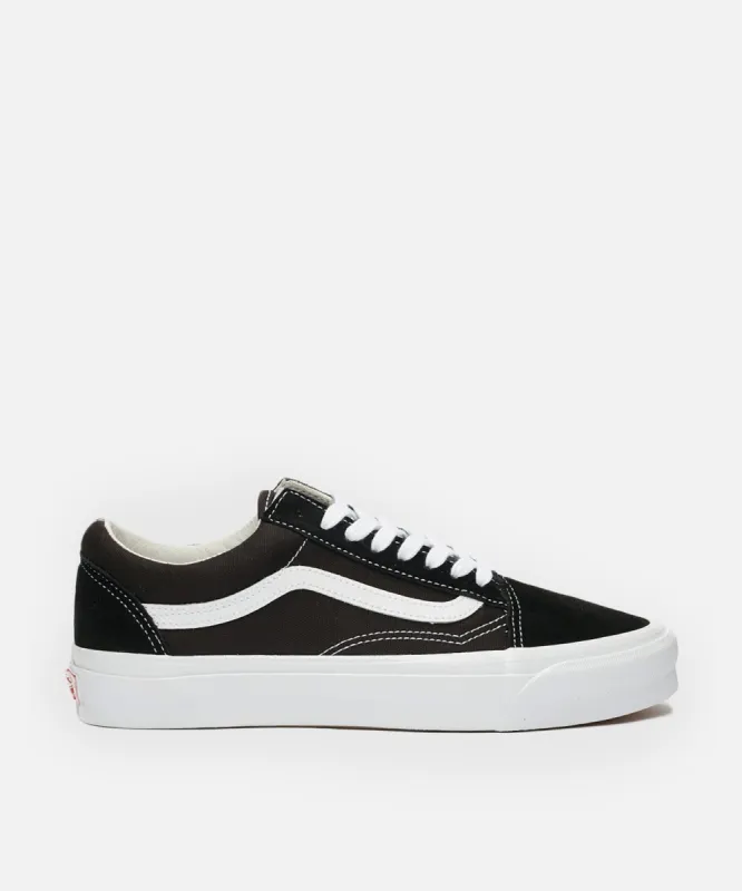 Vans UA OG Old Skool LX (Black/True White) sold by Patta
