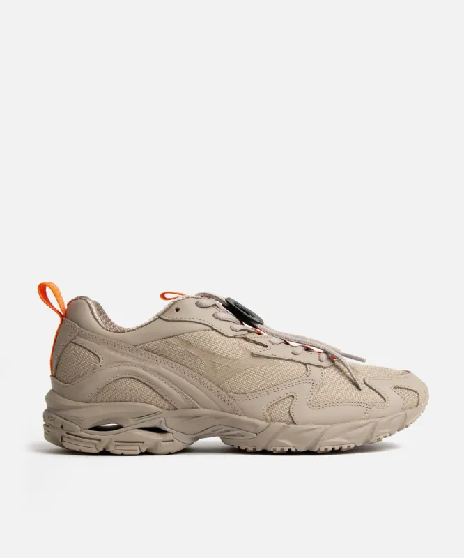 Mizuno x Beams Wave Rider 10 (White Ash/White Ash/Flame Orange) sold by Patta