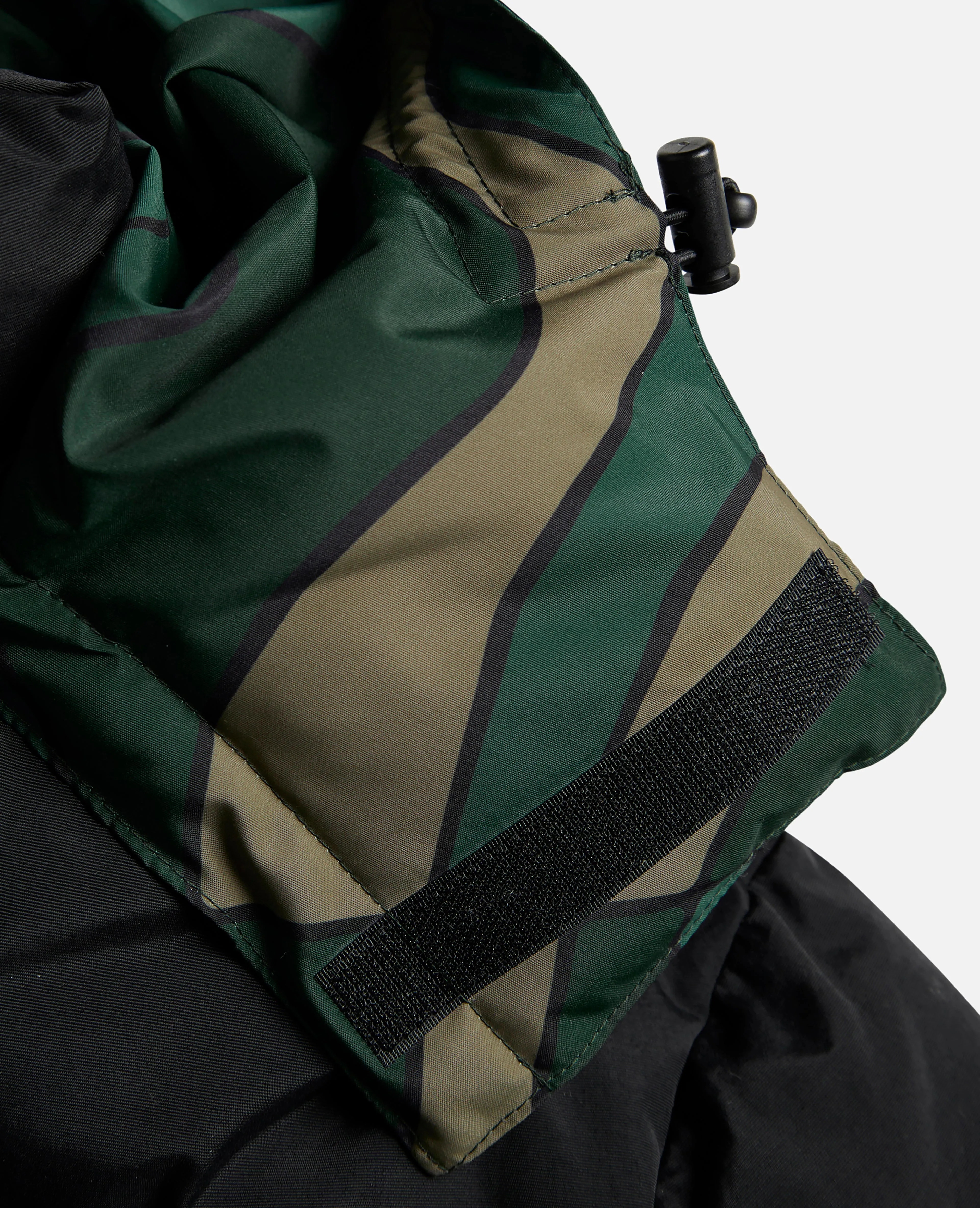 byParra Trees In Wind Puffer Jacket (Black) sold by Patta product image thumbnail 5