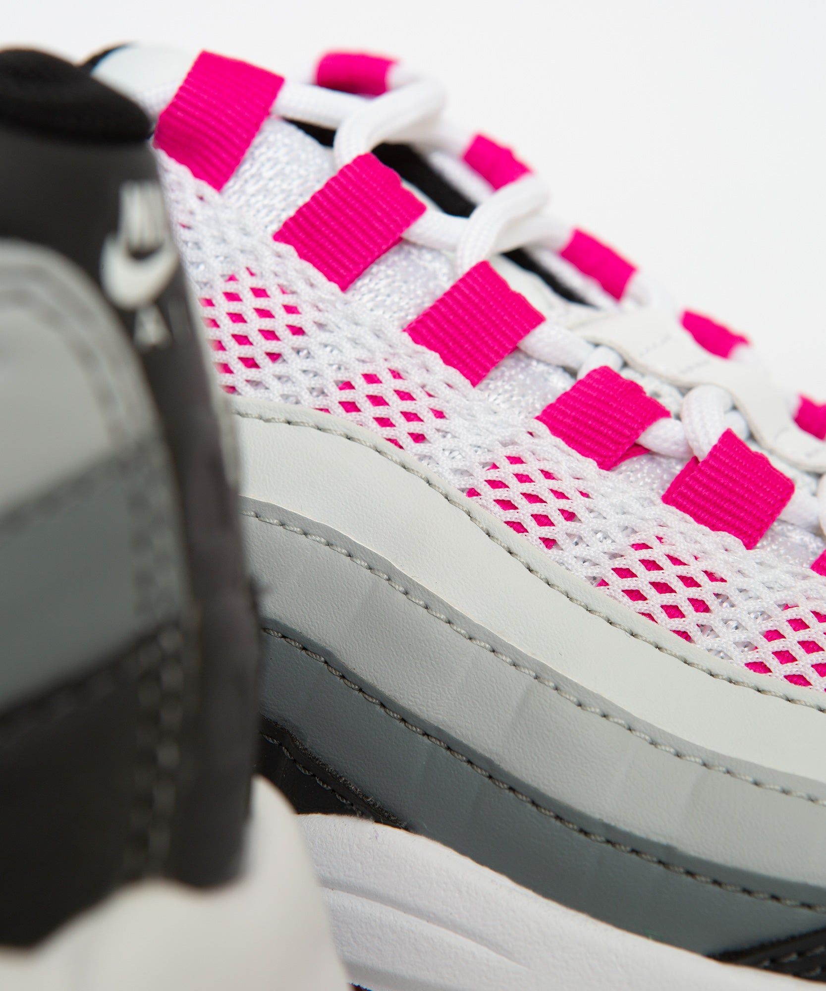 Nike W Air Max 95 (Anthracite/White-Cool Grey-Wolf Grey) sold by Patta product image thumbnail 6