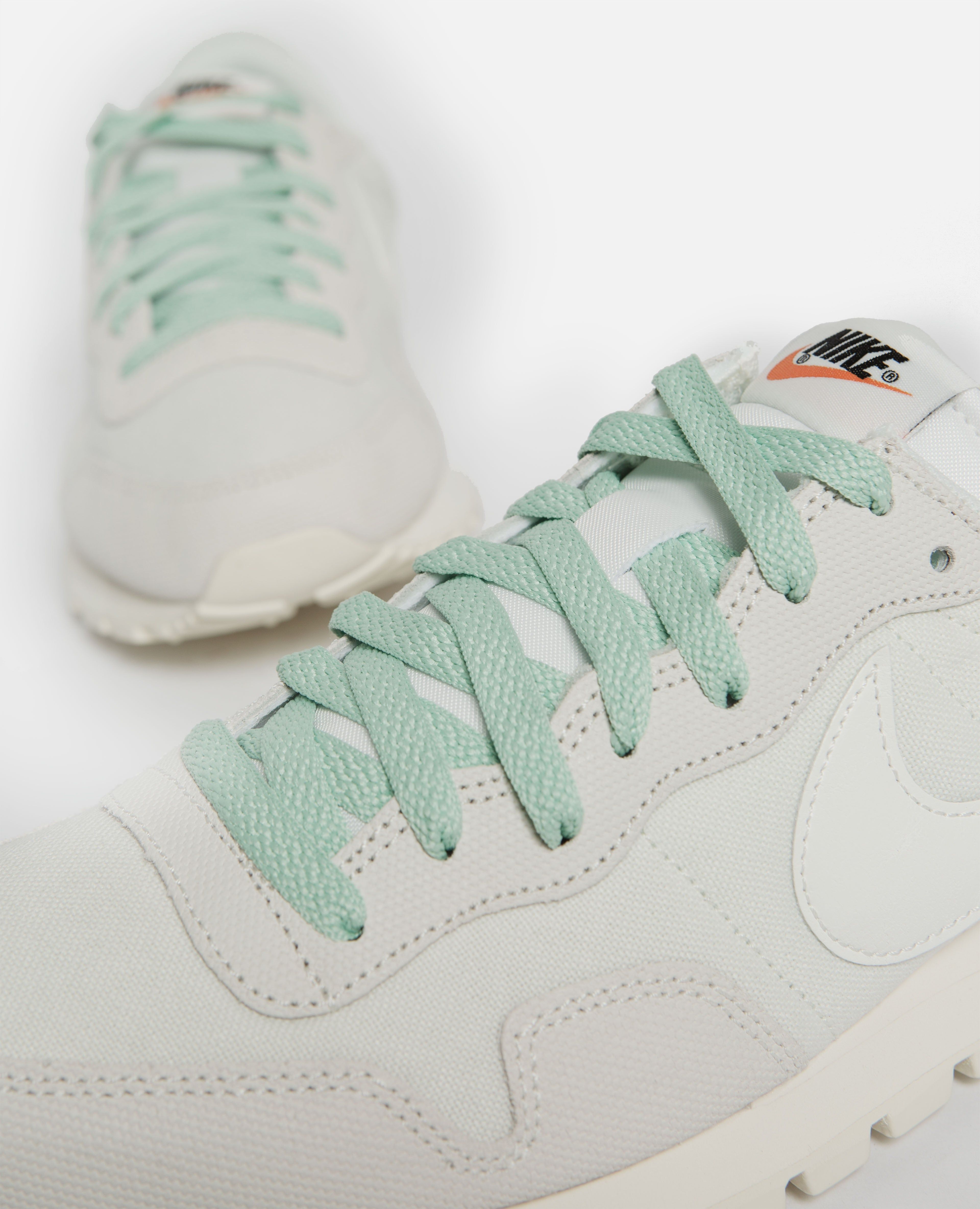 NIKE★AIR PEGASUS 83 PREMIUM★SAIL/COCONUT MILK/ALPHA ORANGE Nike Air Pegasus 83 Prm (Sail/Sail-Coconut Milk-Alpha Orange
