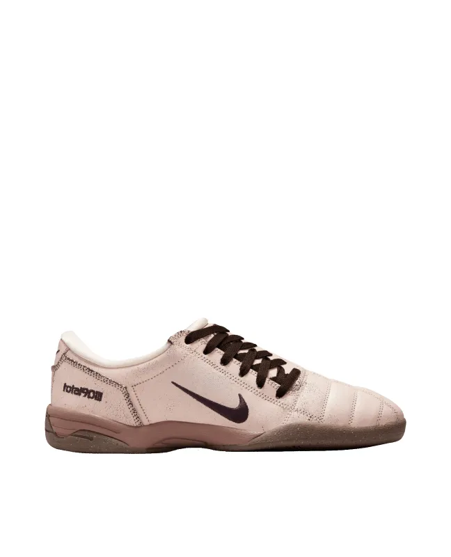 Nike Total PRM (Pearl White/Shadow Brown-Pearl White-Gum DK Brown) sold by Patta