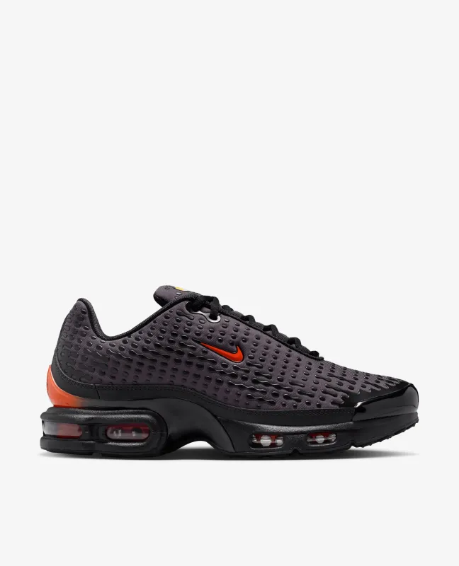 Nike Air Max Plus VII (Black/Dark Copper-Med Ash-Breathe Crimson-Laser Orange) made by Nike
