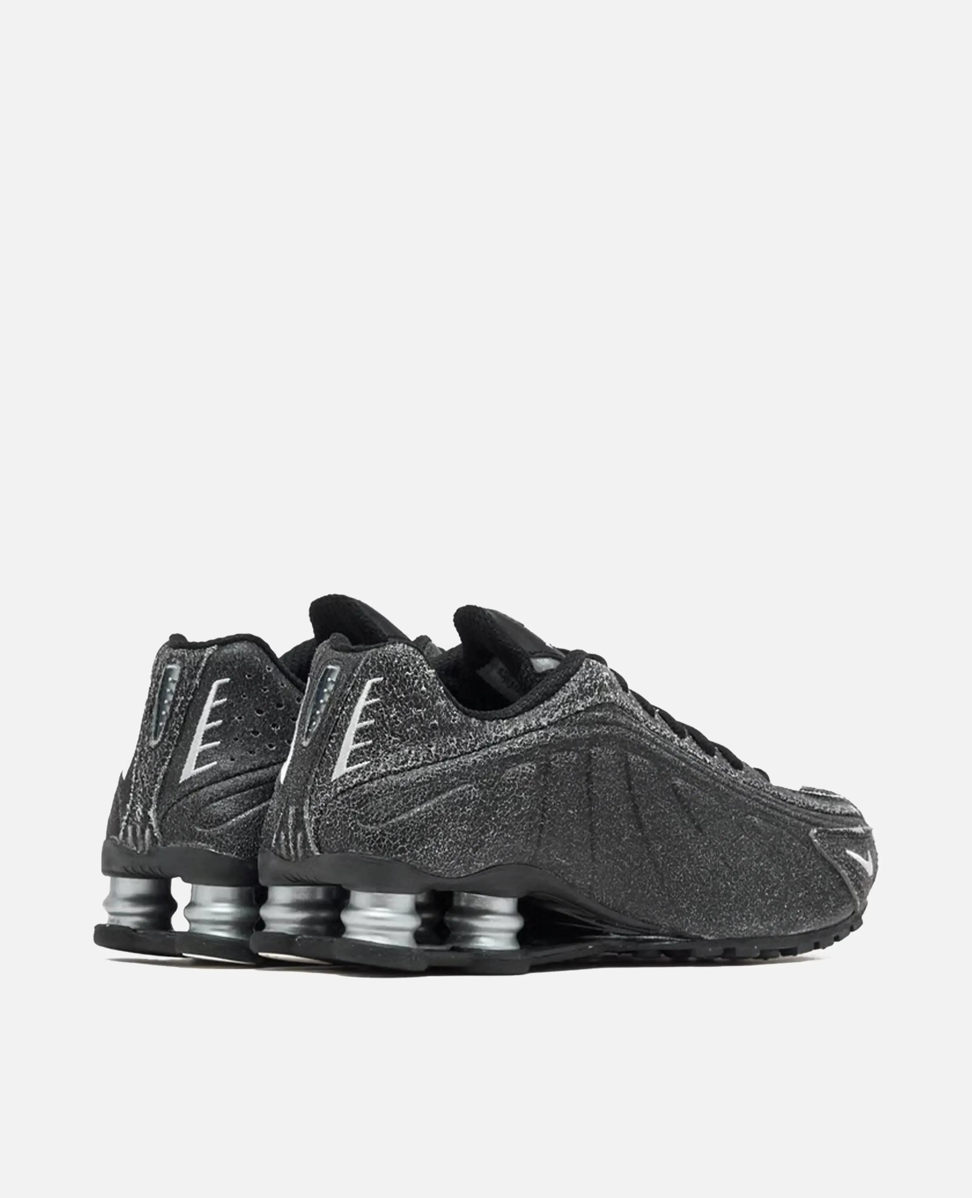Nike Shox R4 QS (Black/Sail-LT Smoke Grey-Metallic Silver) sold by Patta product image thumbnail 4