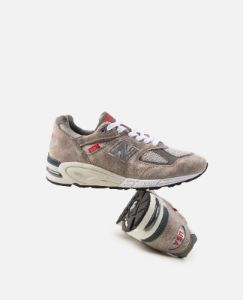 New Balance 990v2 (Grey) sold by Patta