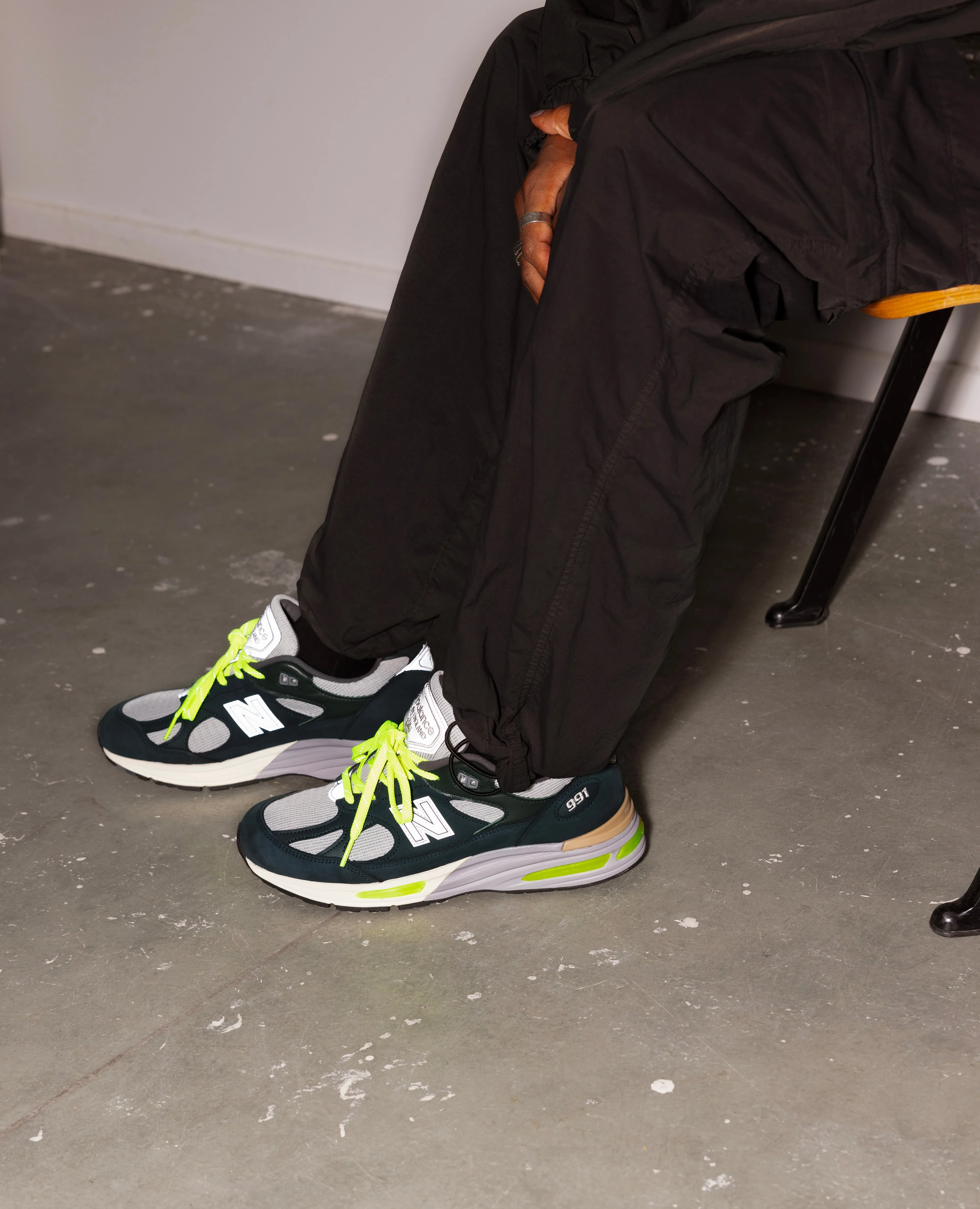 Patta x New Balance 991v2 (Sea Moss) sold by Patta product image thumbnail 2