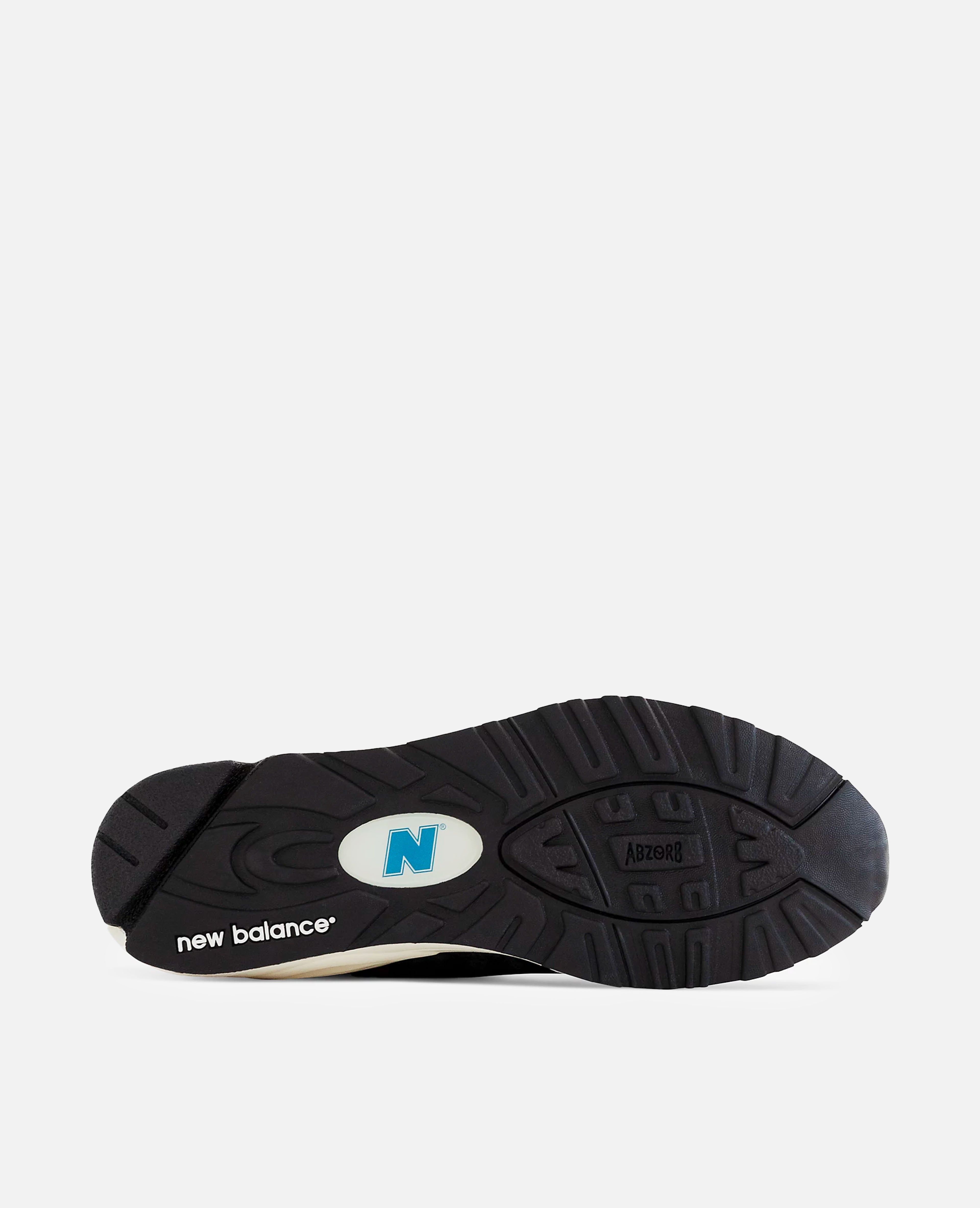 New Balance 990v2 (Navy) sold by Patta product image thumbnail 2