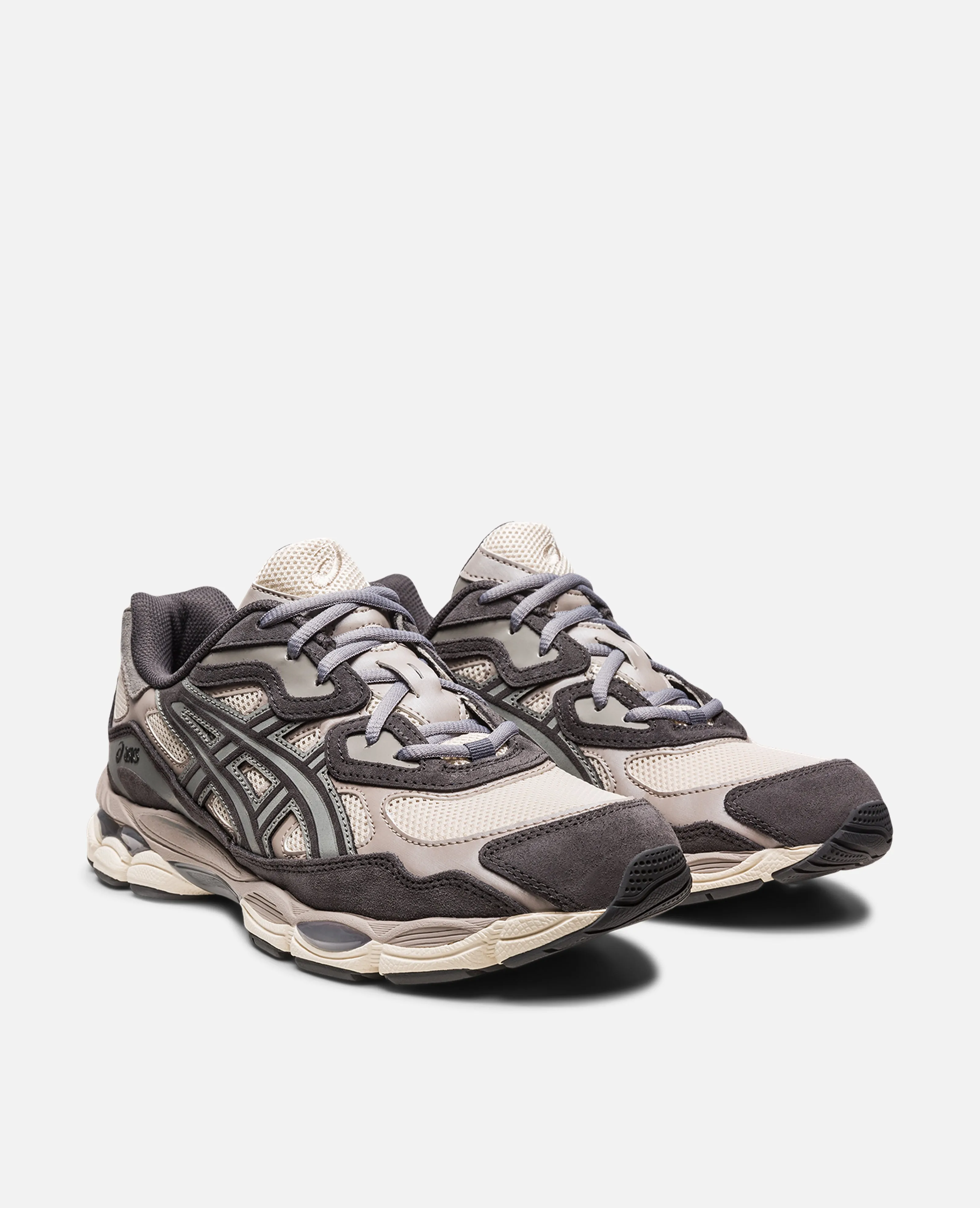 靴 asics gel-nyc in oatmeal/obsidian grey ASICS Gel-NYC Oatmeal Obsidian Grey Available for Preorder