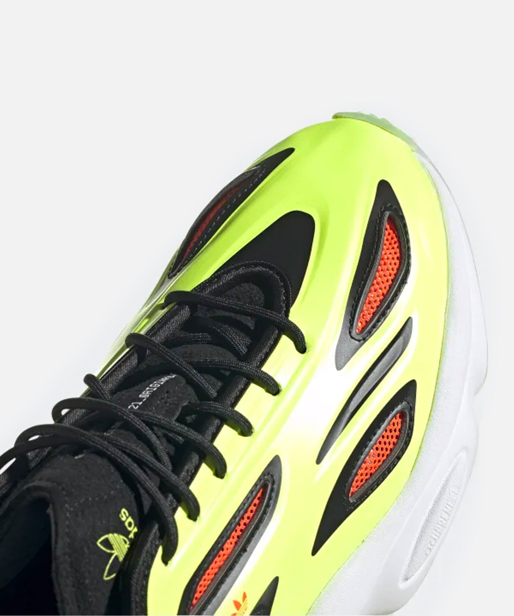 Adidas Ozelia W (Core Black/Clear Pink/Cloud White) sold by Patta product image thumbnail 2