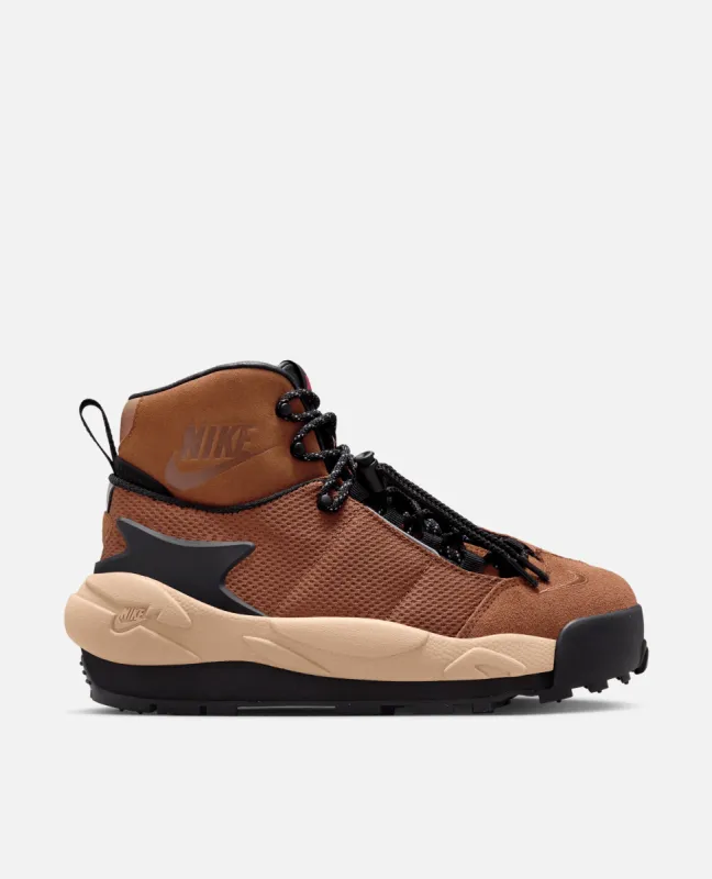 sacai x Nike Magmascape SP (Light British Tan/Light British Tan-Black) sold by Patta