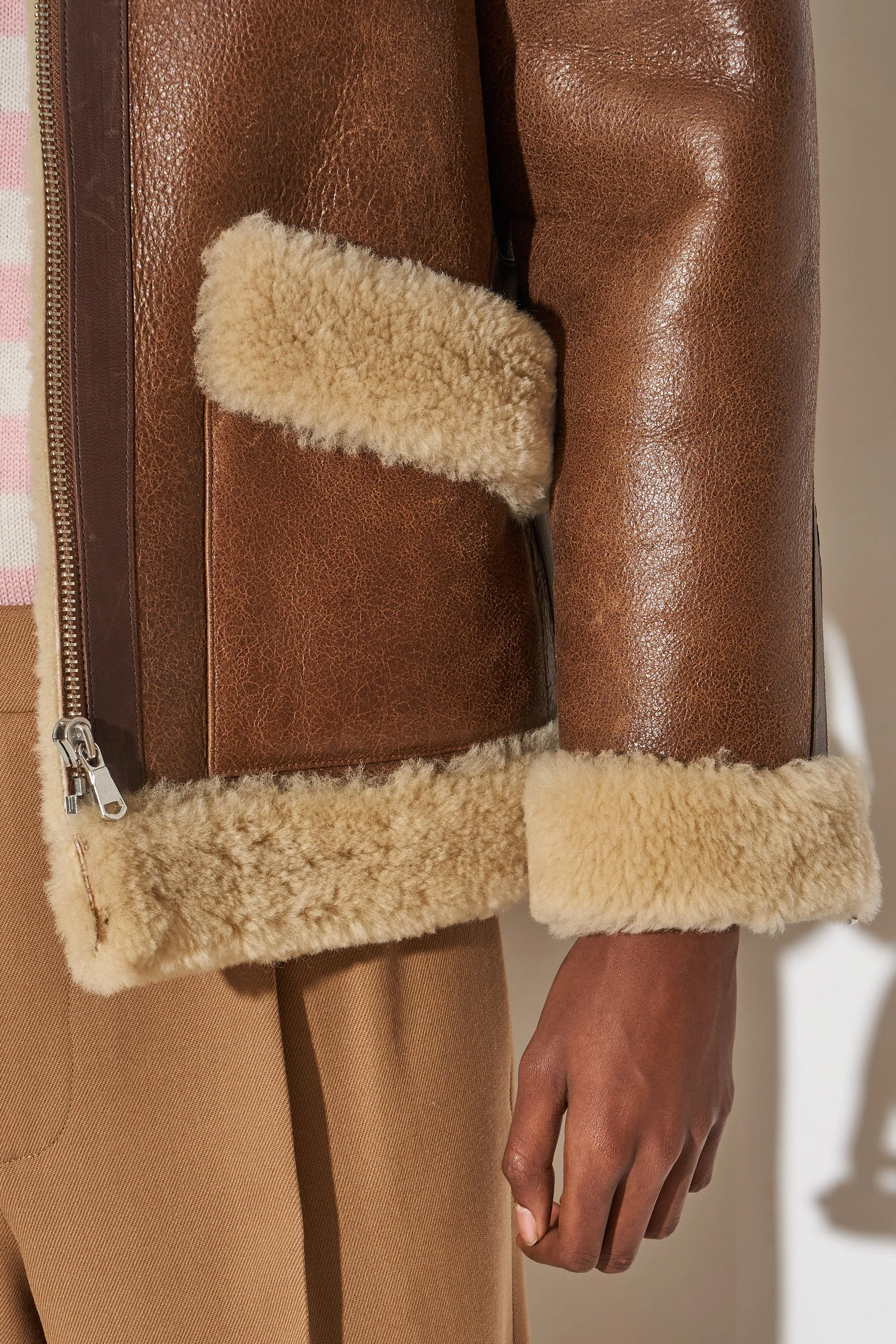 Peau lainée unisexe en cuir d'agneau style bombardier sold by Paul & Joe product image thumbnail 3