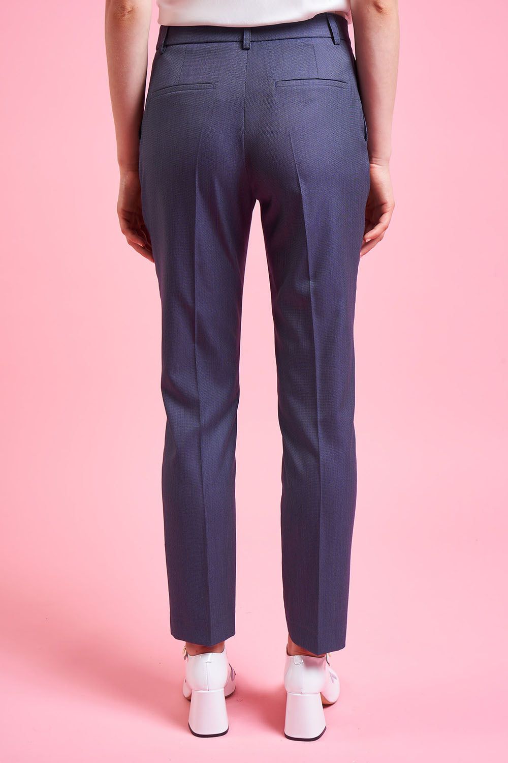 Pantalon de tailleur fuselé avec poches italiennes sold by Paul & Joe product image thumbnail 3