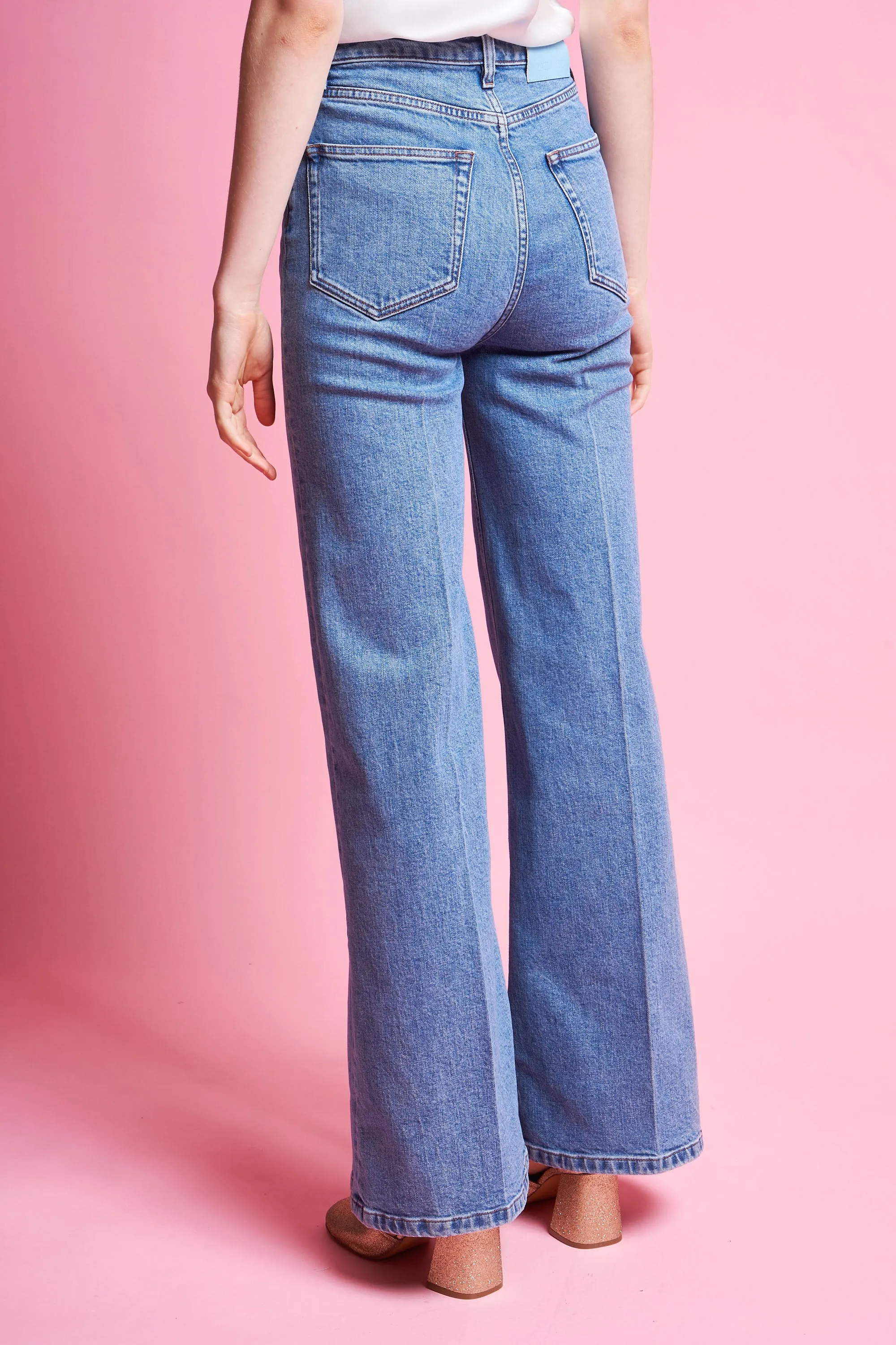 Jean taille haute à la coupe droite sold by Paul & Joe product image thumbnail 2