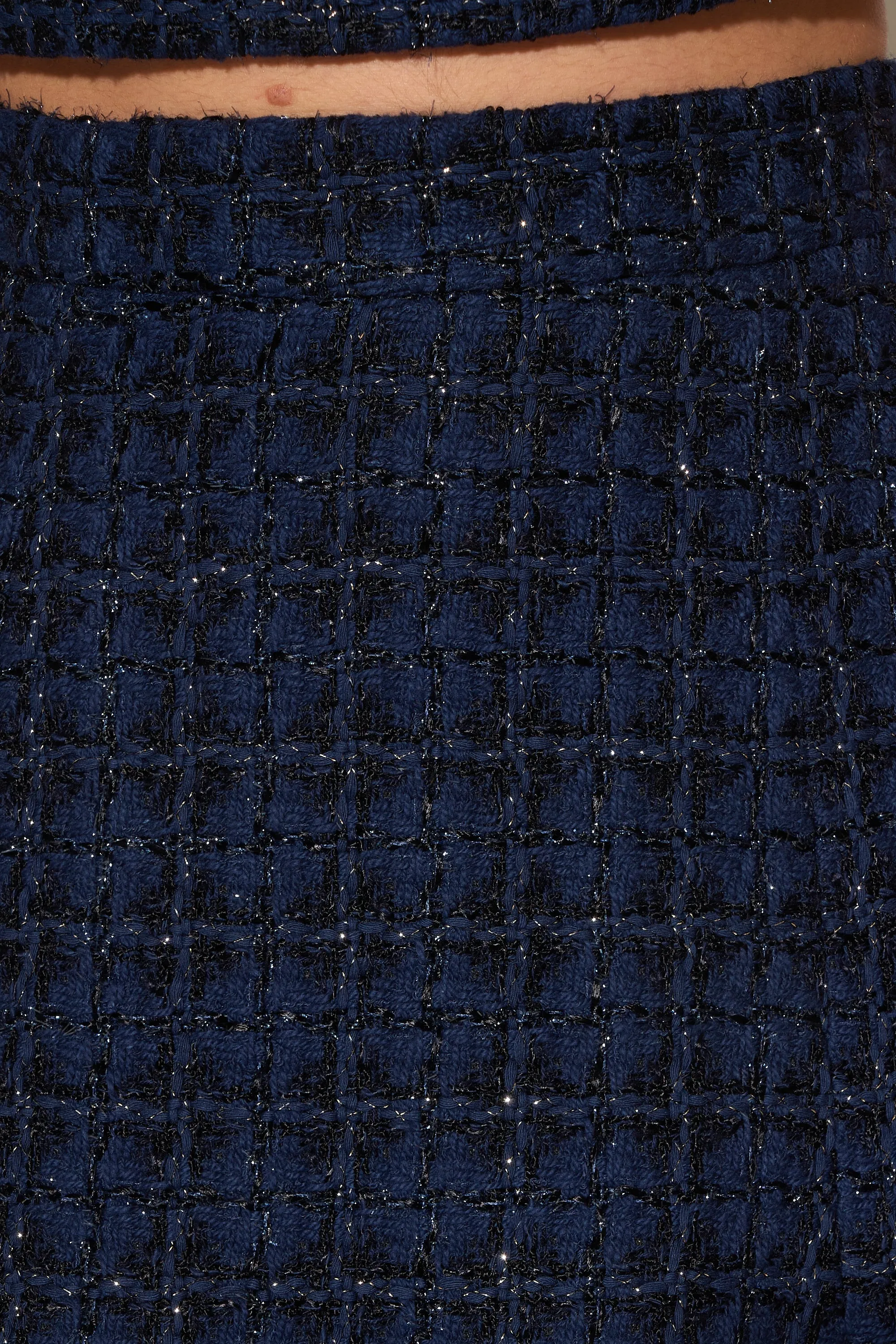 Jupe courte à godets en tweed lurex tissé en France sold by Paul & Joe product image thumbnail 4