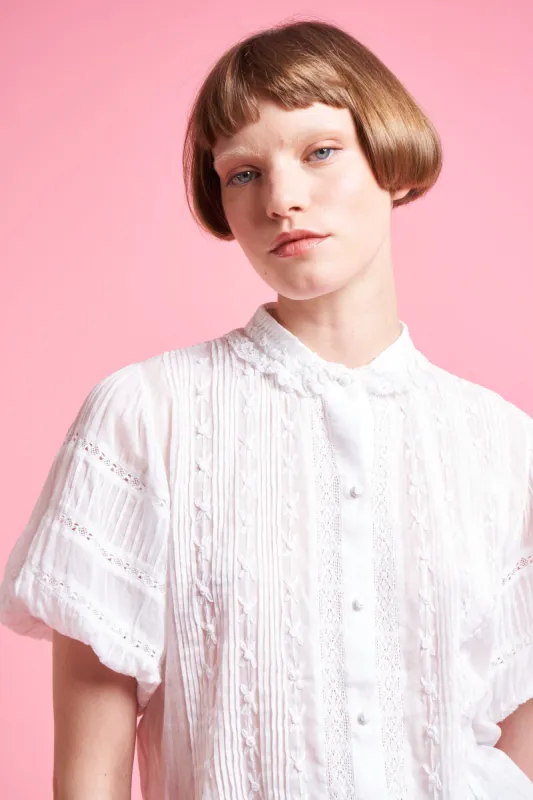 Blouse en mousseline de coton aux manches bouffantes sold by Paul & Joe