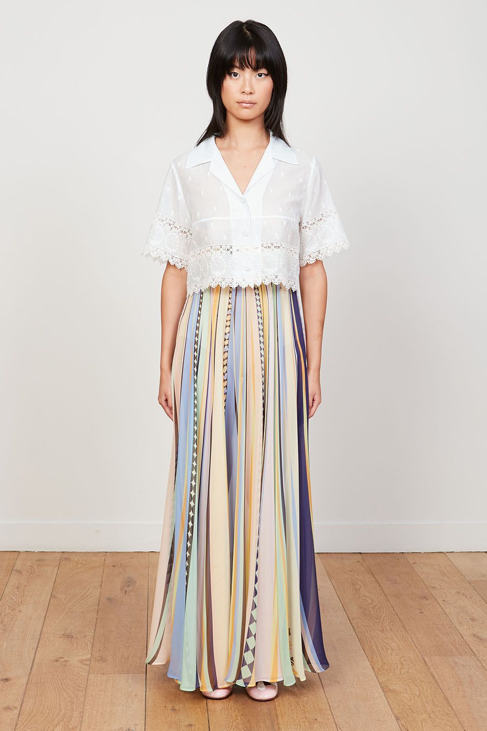 Jupe midi en crepe de chine de soie sold by Paul & Joe