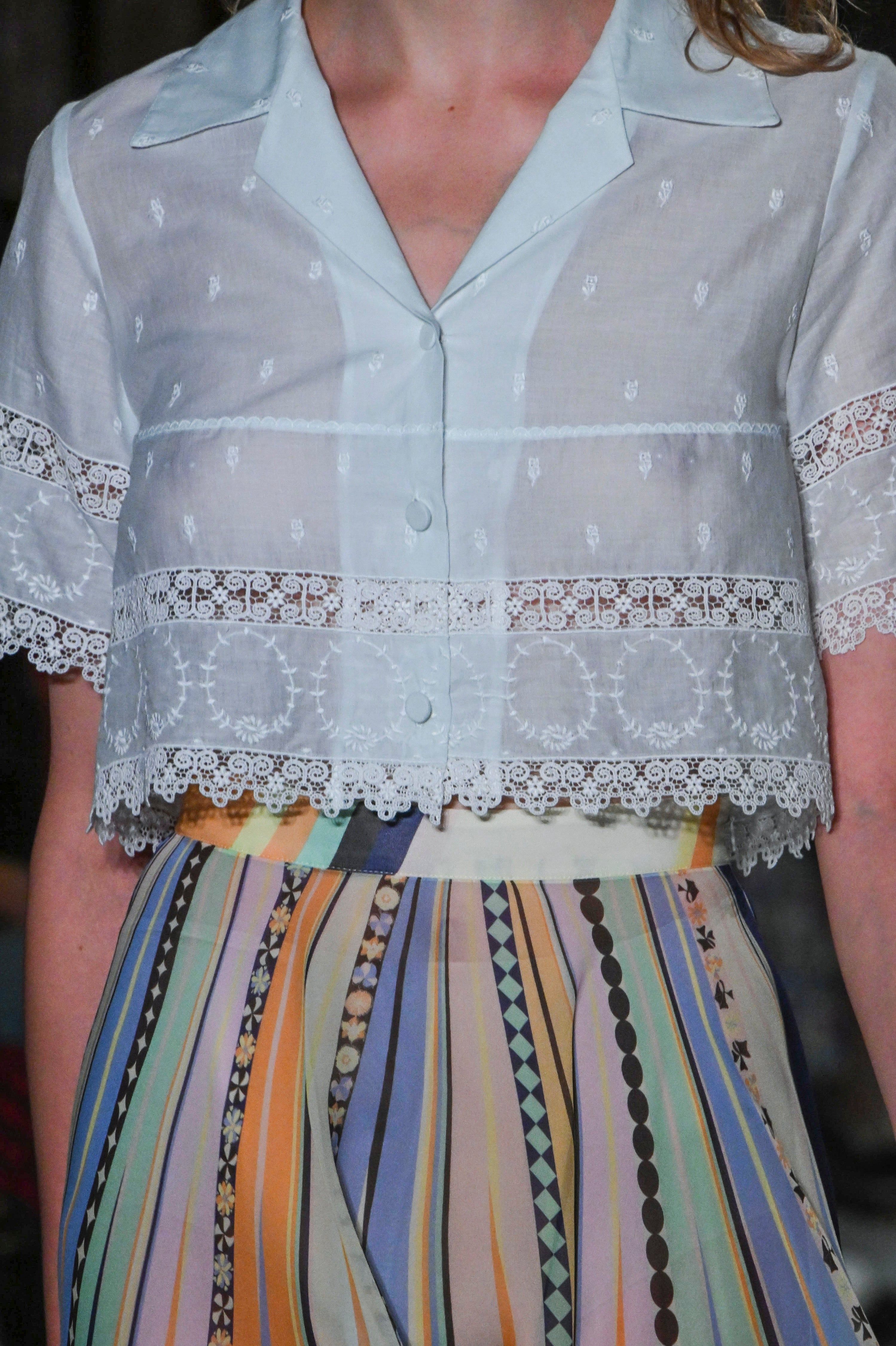 Jupe midi en crepe de chine de soie sold by Paul & Joe product image thumbnail 3