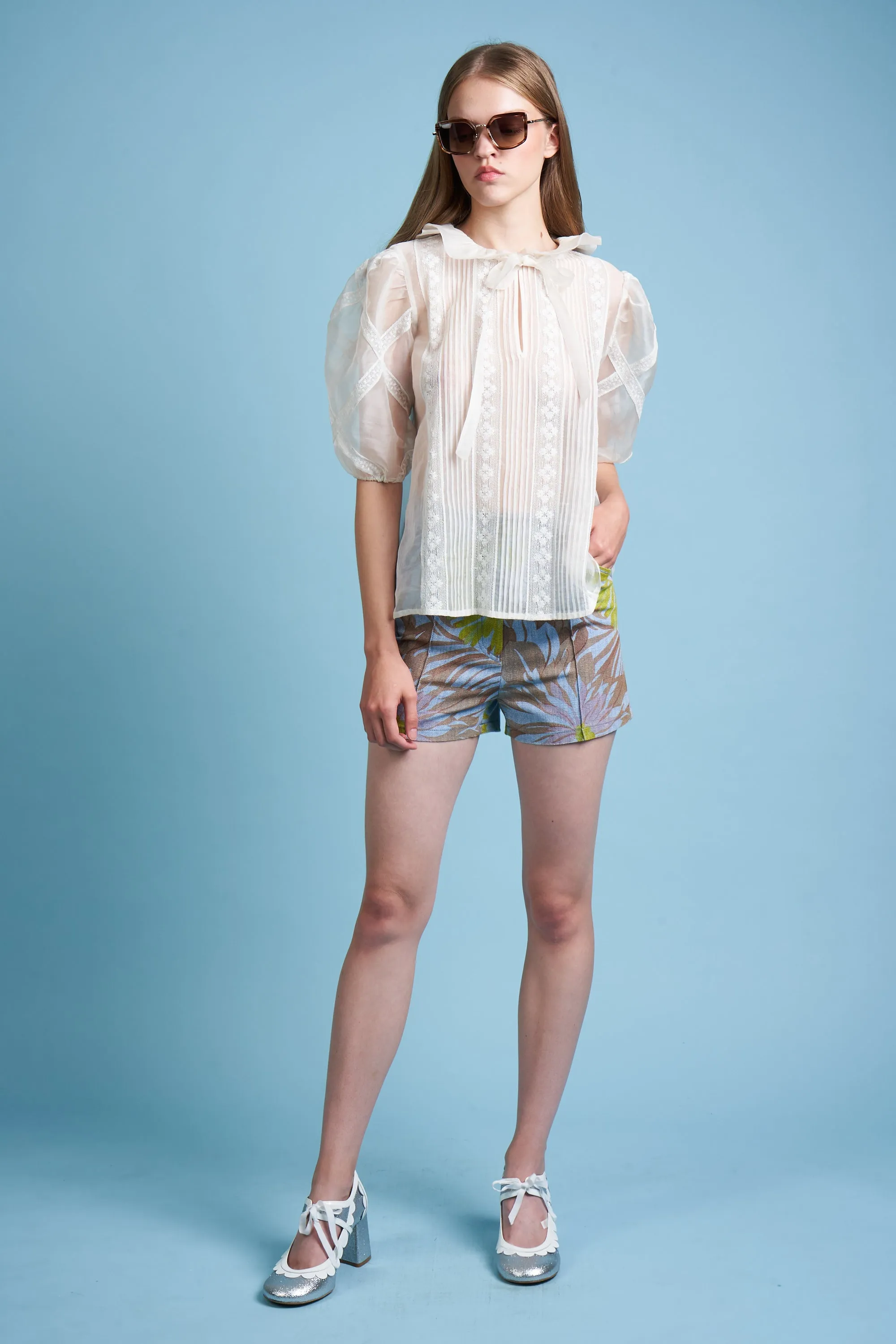 Blouse brodée de dentelle sold by Paul & Joe product image thumbnail 5