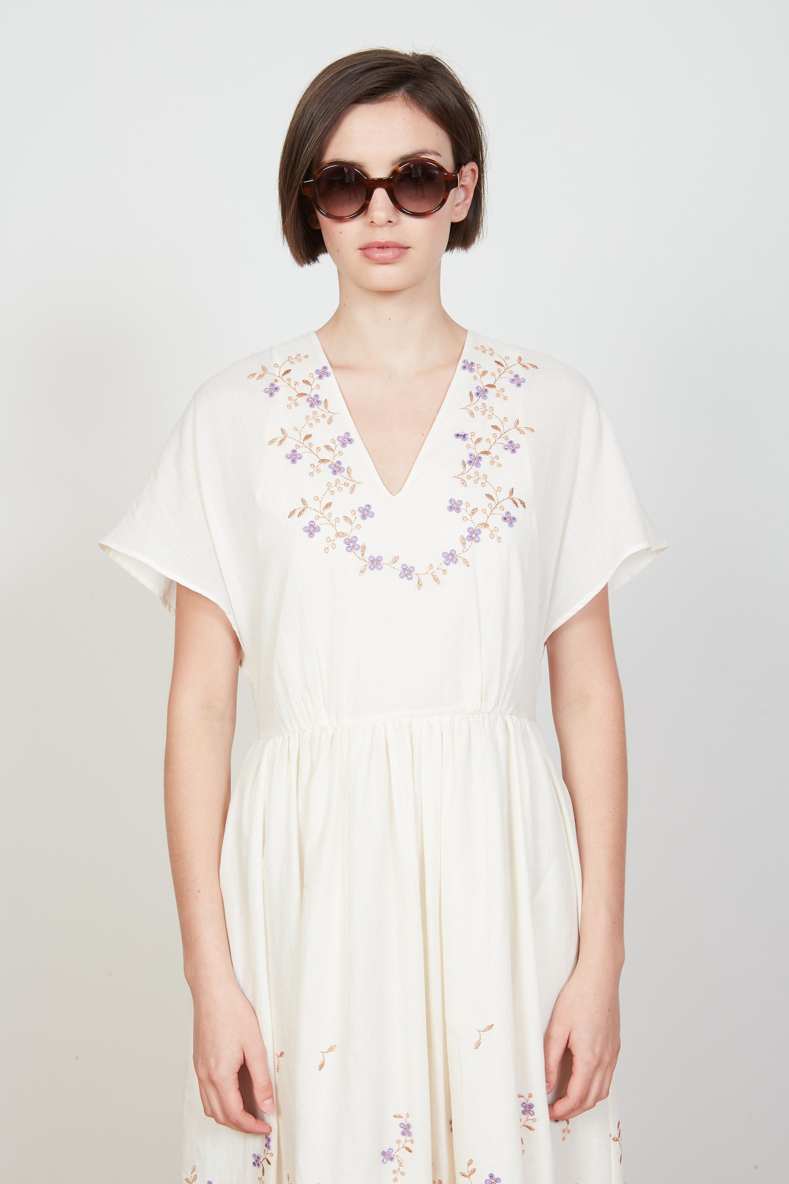 Robe longue en mousseline ornée de broderie sold by Paul & Joe product image thumbnail 4